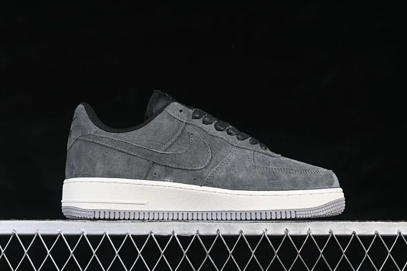 All categories Nk Air Force 1 Air Force series Nk Air Force 1 Low Air Force low-top Nike Air Force 1'07 Low Stussy co-branded charcoal gray elegant white Air Force 1 low-top casual sneakers DV5477-401